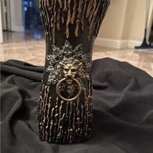 Black and Gold Lion Decor Vase